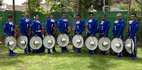 Mariachi Herradura de Plata