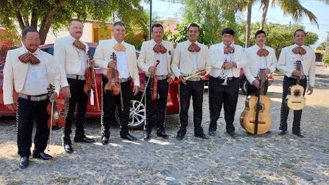 Mariachi los Caporales de Colima